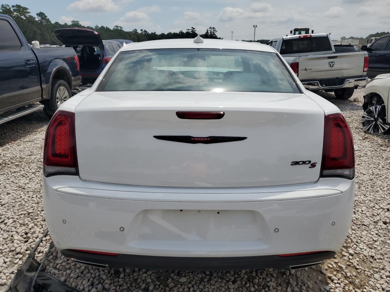 2C3CCABG4MH532863 2021 Chrysler 300 S