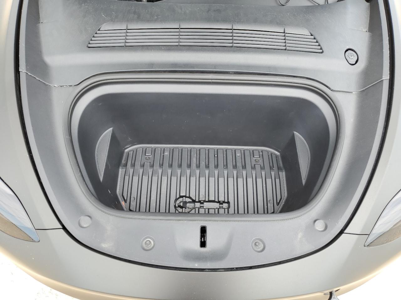 2022 Tesla Model Y VIN: 7SAYGDEF9NF456884 Lot: 62054134