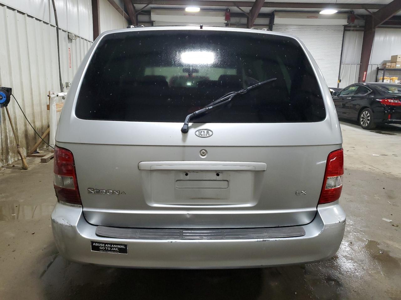 2003 Kia Sedona Ex VIN: KNDUP131736467120 Lot: 61992234