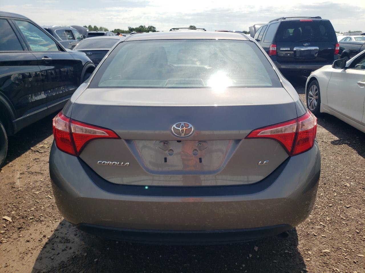 2019 Toyota Corolla L VIN: 2T1BURHE6KC180272 Lot: 61765104