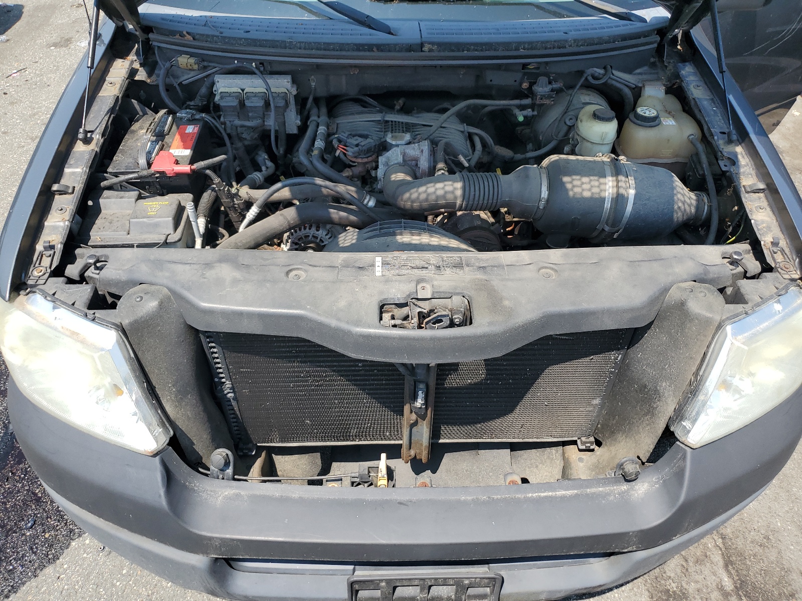 1FTRF12205NA85538 2005 Ford F150