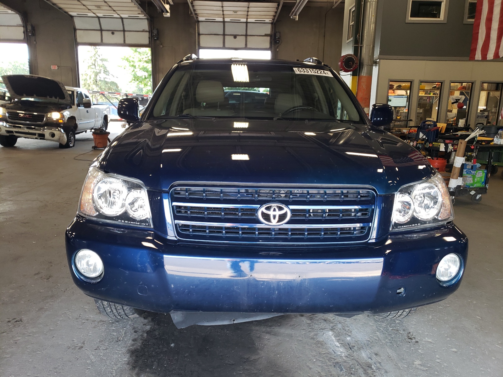 JTEHF21A220054175 2002 Toyota Highlander Limited