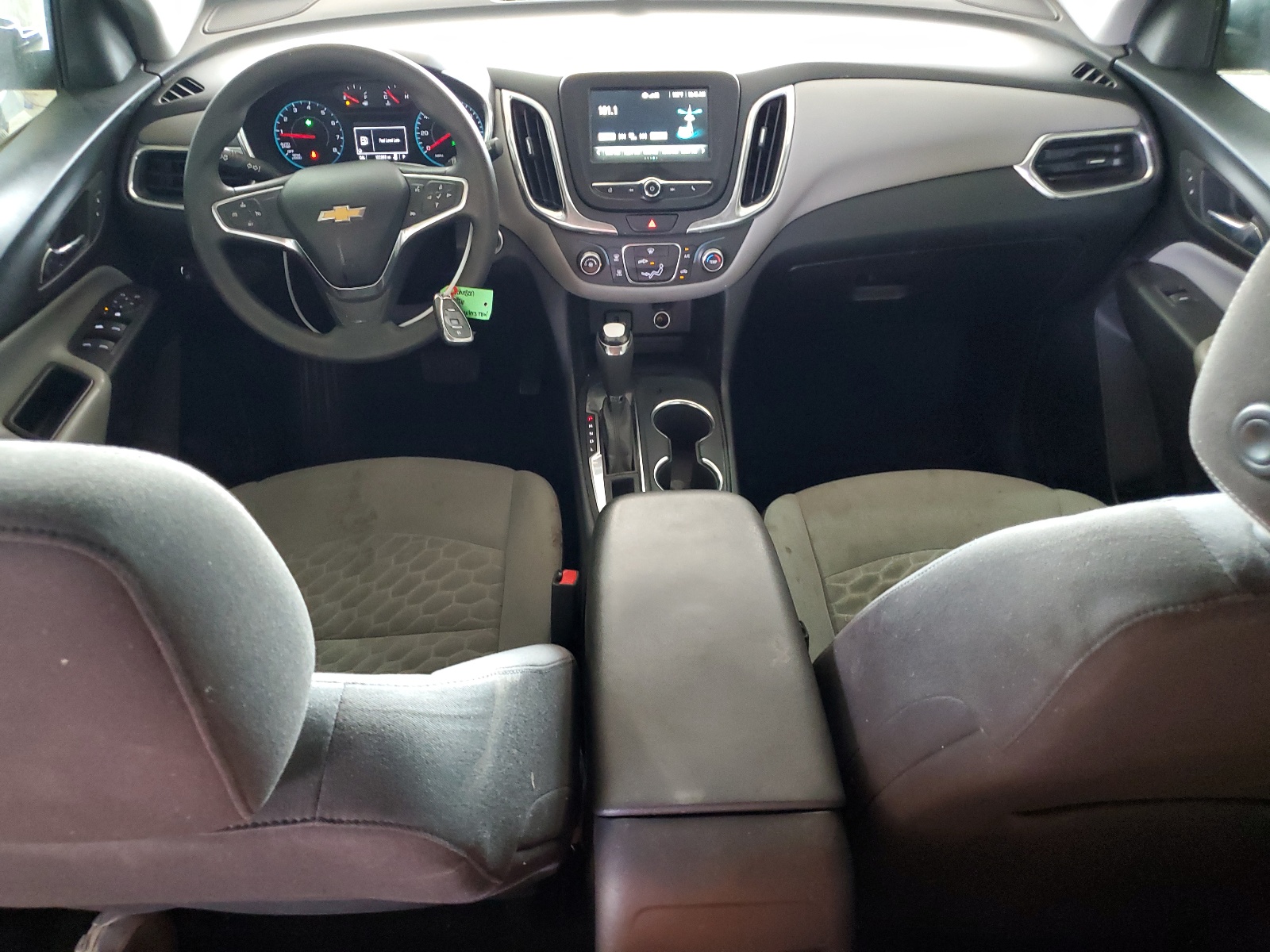 2GNAXHEV5J6223492 2018 Chevrolet Equinox Ls