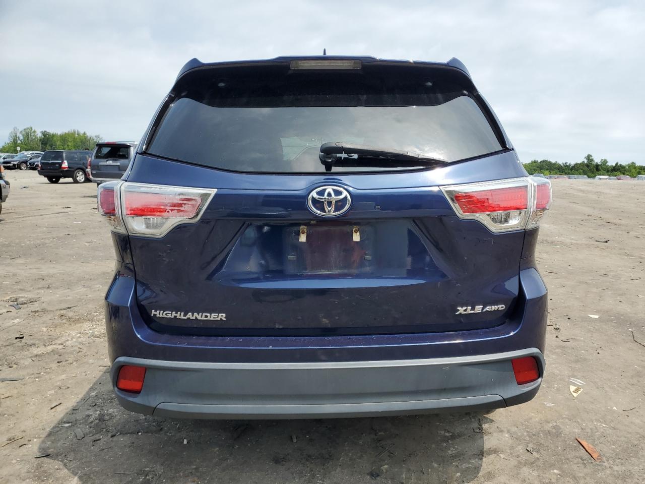 2016 Toyota Highlander Xle VIN: 5TDJKRFH2GS258284 Lot: 64959234