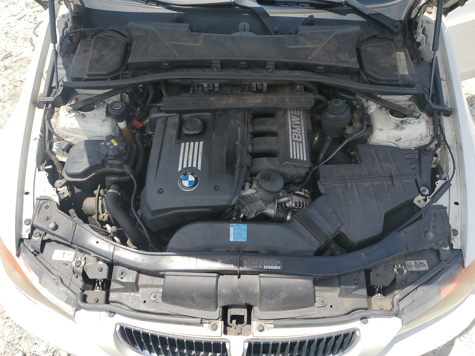 WBAVC53508FZ83334 2008 BMW 328 I Sulev