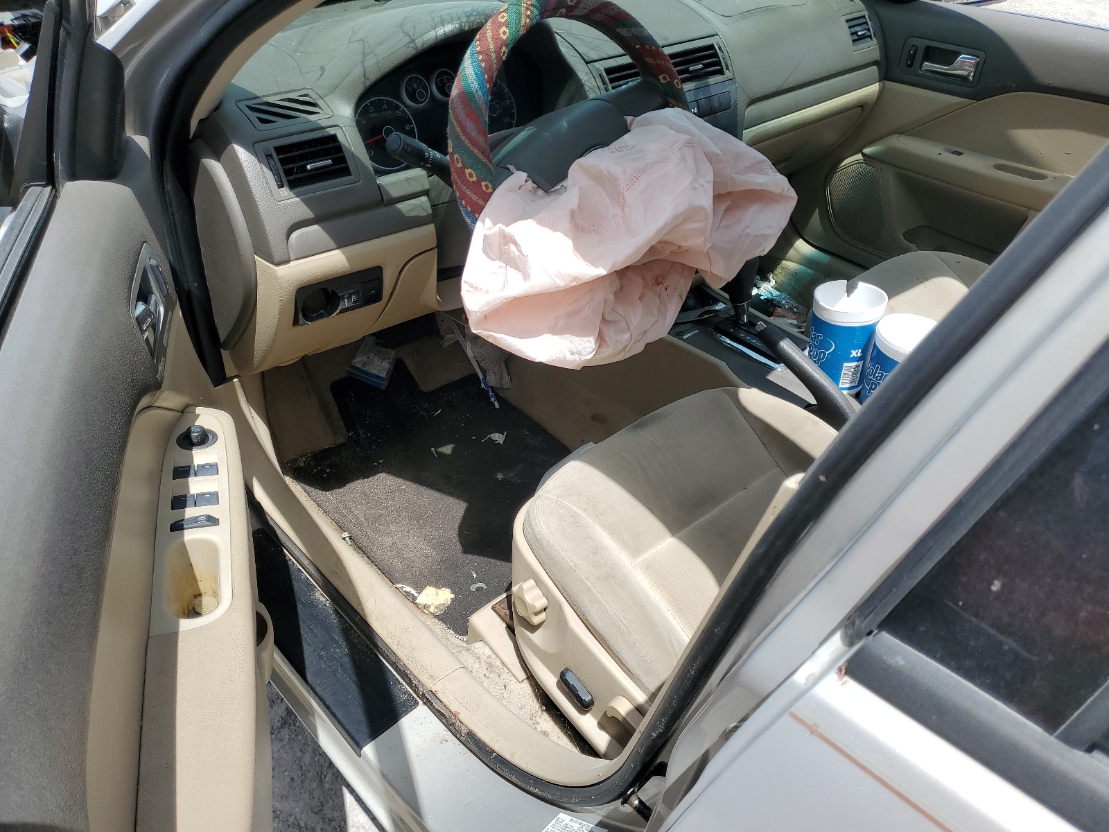 3FAHP07Z49R129915 2009 Ford Fusion Se