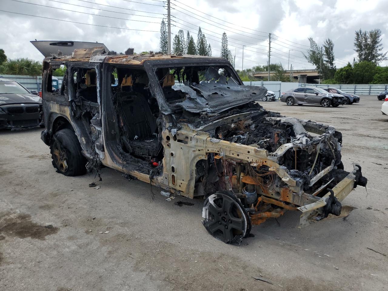 2018 Jeep Wrangler Unlimited Sport VIN: 1C4HJXDG2JW122440 Lot: 64068164