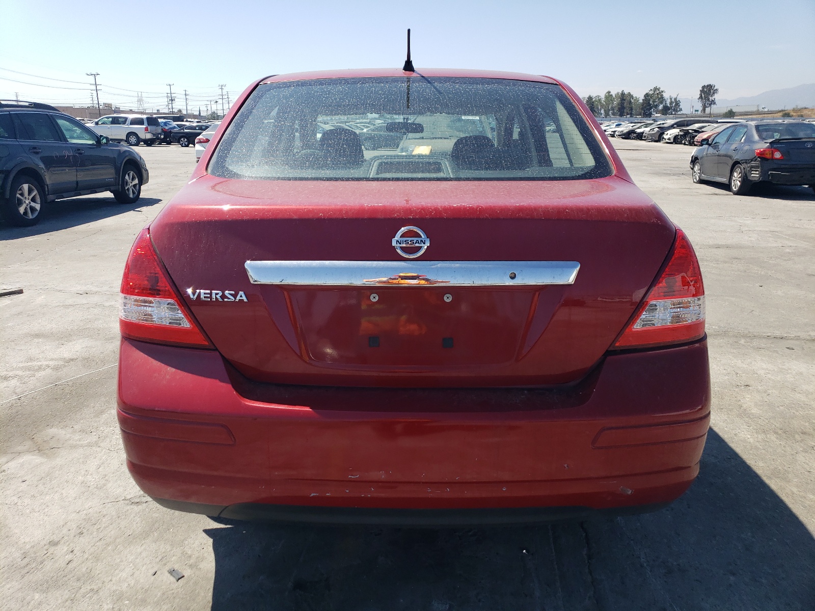 3N1BC1AP6BL413843 2011 Nissan Versa S