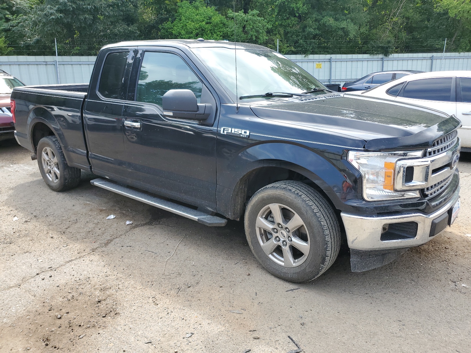 2018 Ford F150 Super Cab vin: 1FTEX1CB6JKE63741