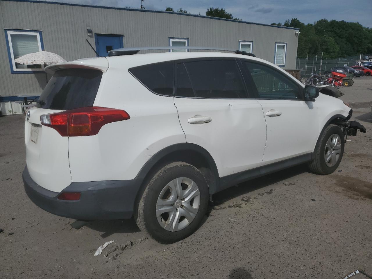 2015 Toyota RAV 4 - Image 3