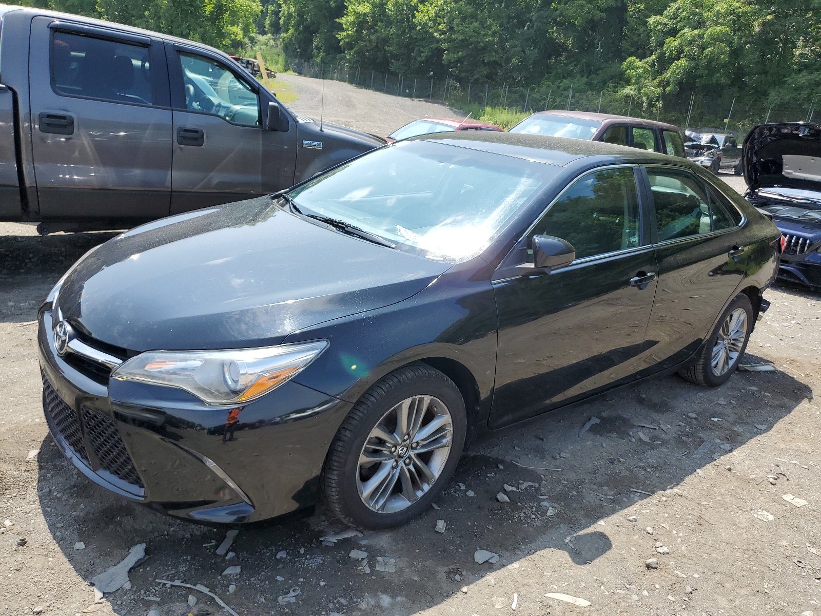 2017 Toyota Camry Le vin: 4T1BF1FK4HU693001