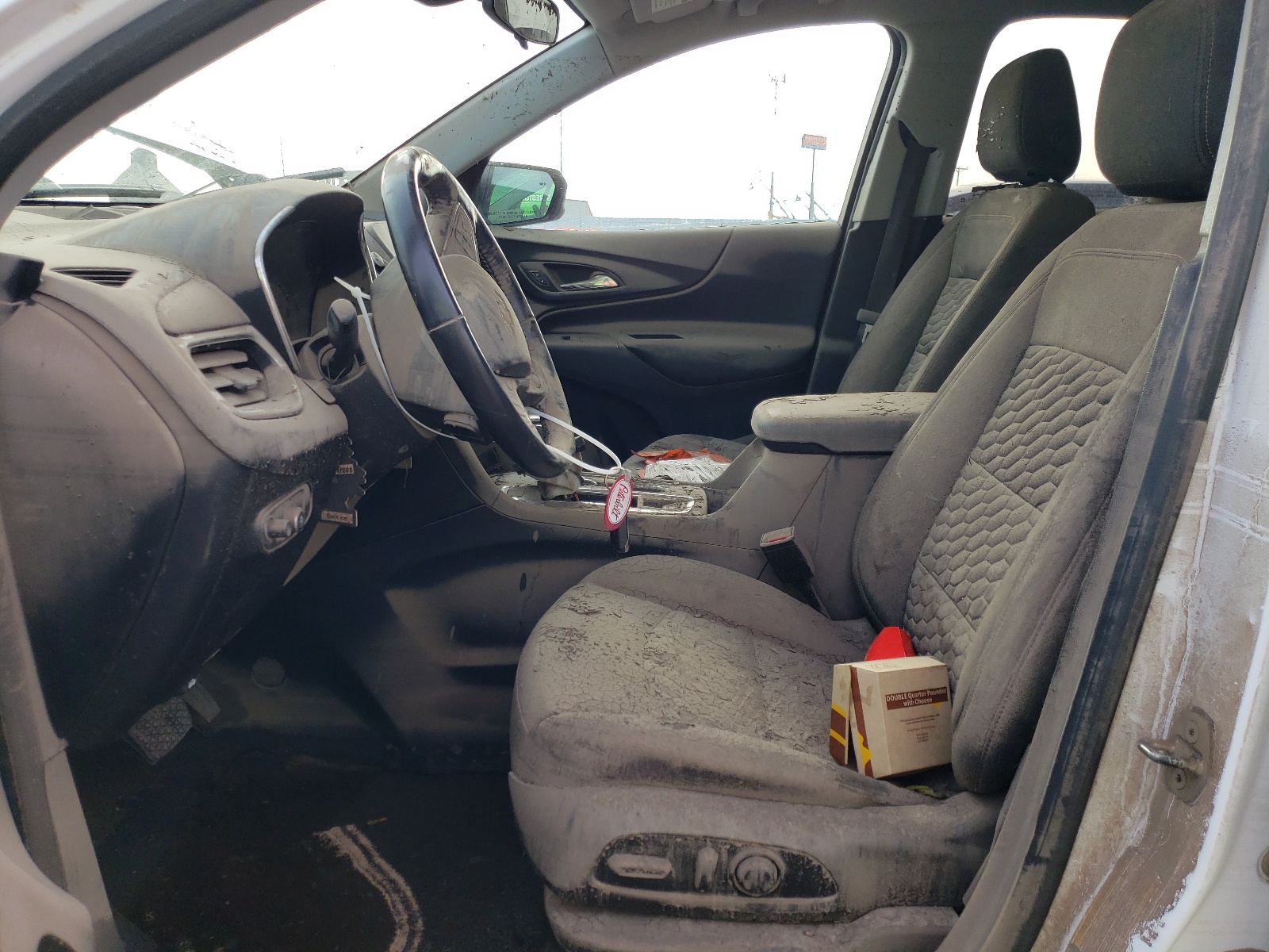 2GNAXTEX9J6233740 2018 Chevrolet Equinox Lt