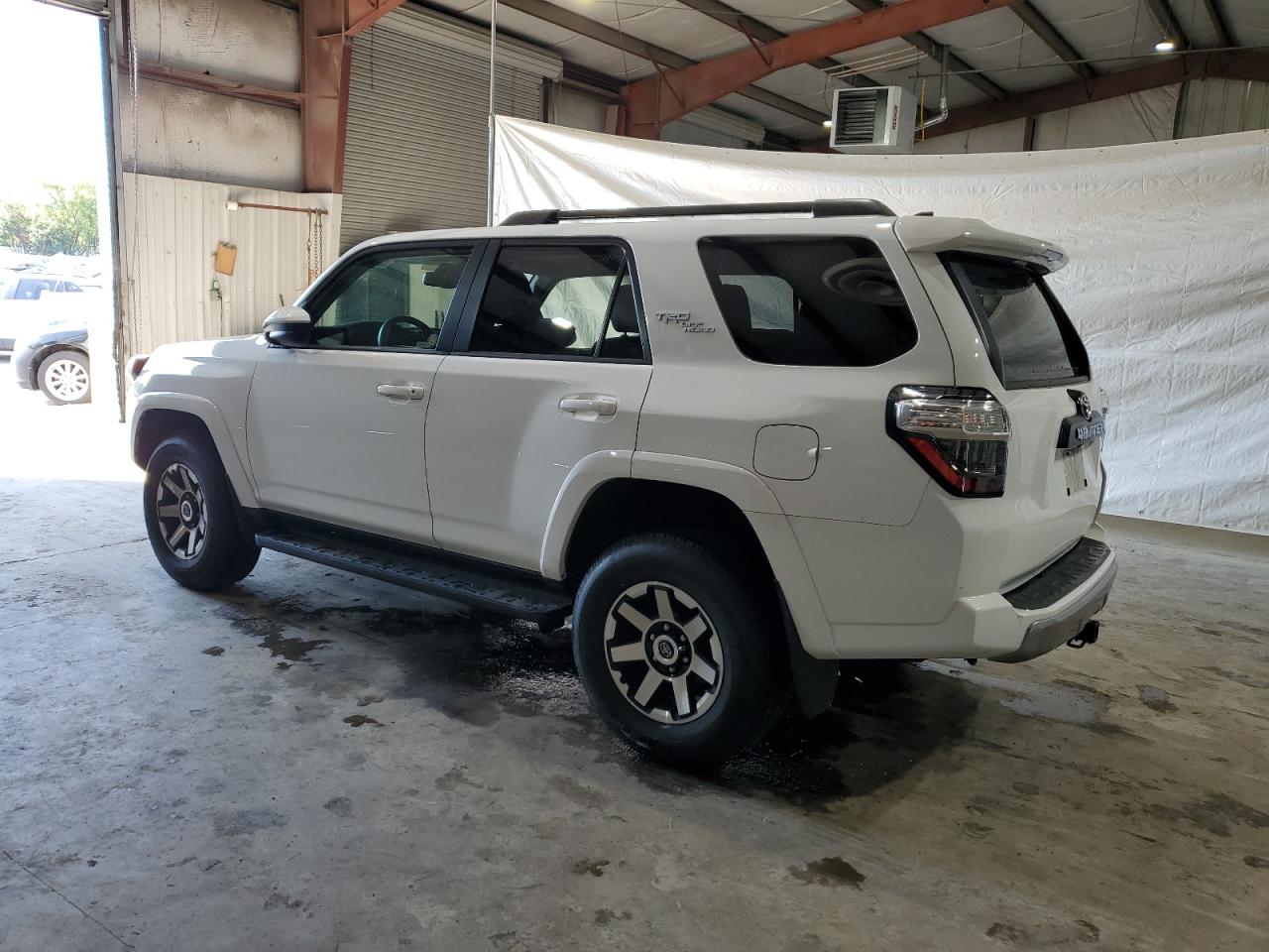 VIN JTEPU5JR4P6132677 2023 TOYOTA 4RUNNER SE no.2