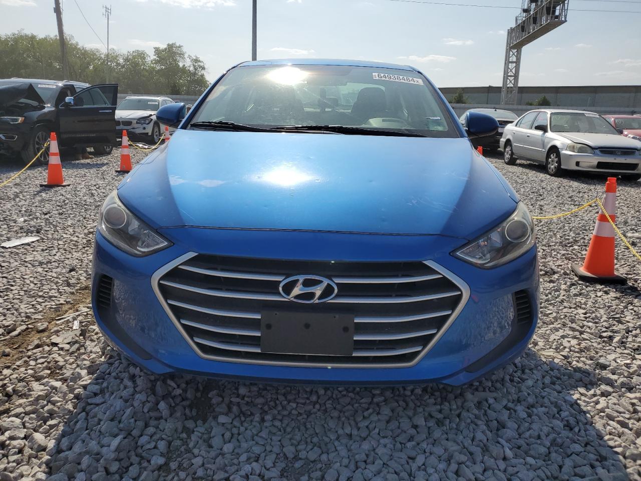 2017 Hyundai Elantra - Image 5