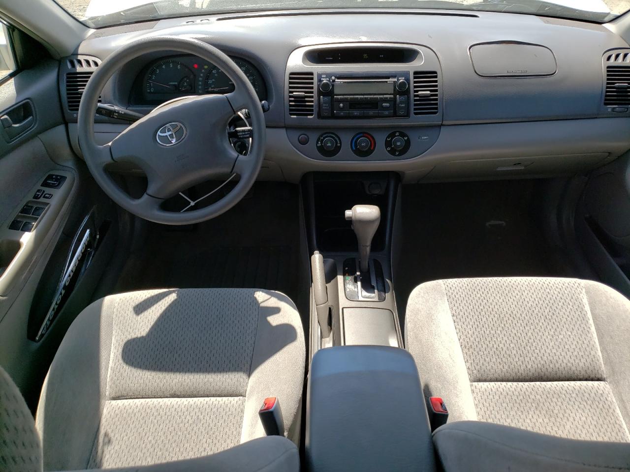 2003 Toyota Camry Le VIN: 4T1BF30K43U556234 Lot: 63875644