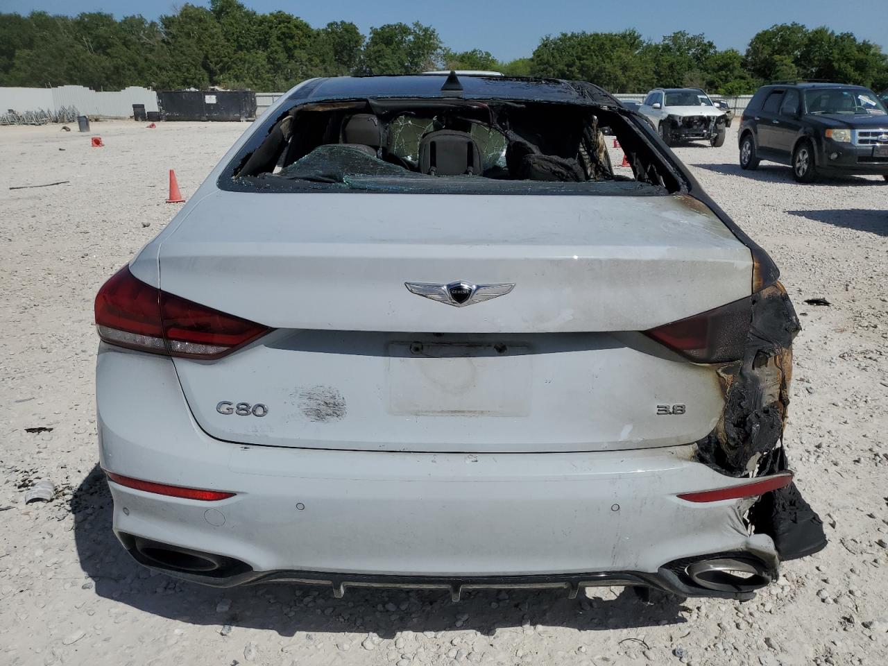 2019 Genesis G80 - Image 6