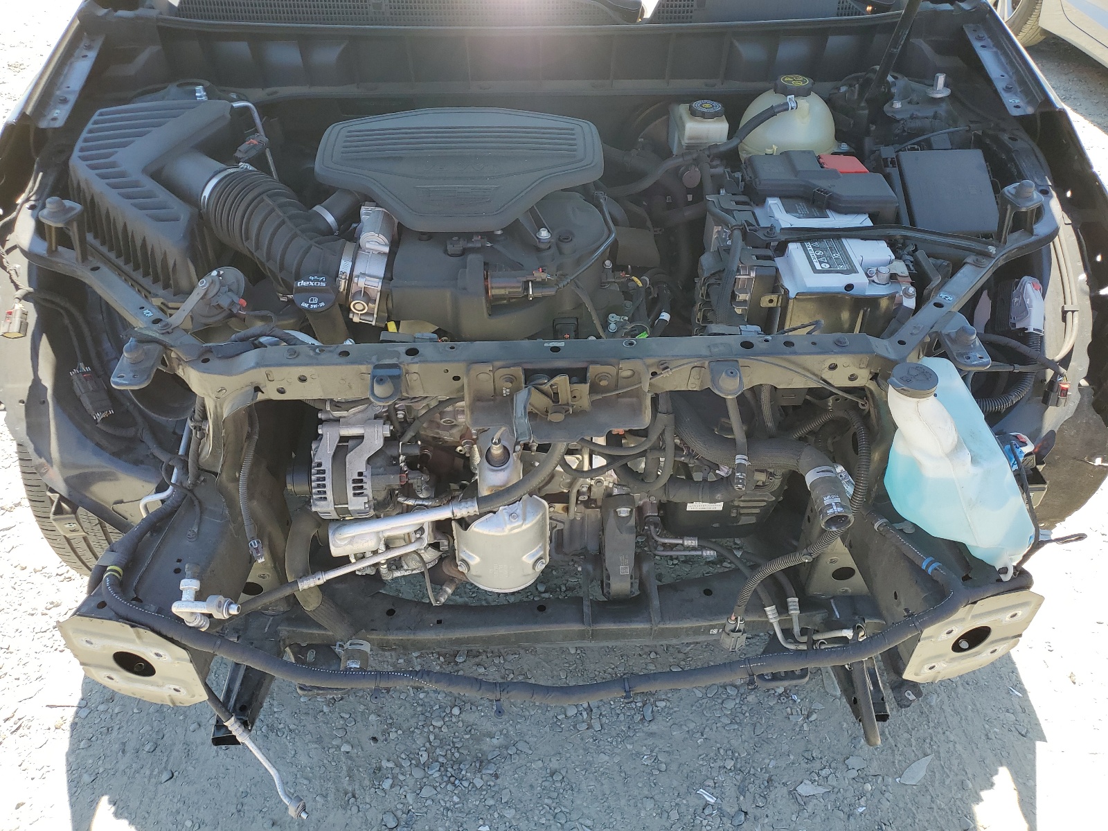 1GYKNCRS1JZ121031 2018 Cadillac Xt5 Luxury