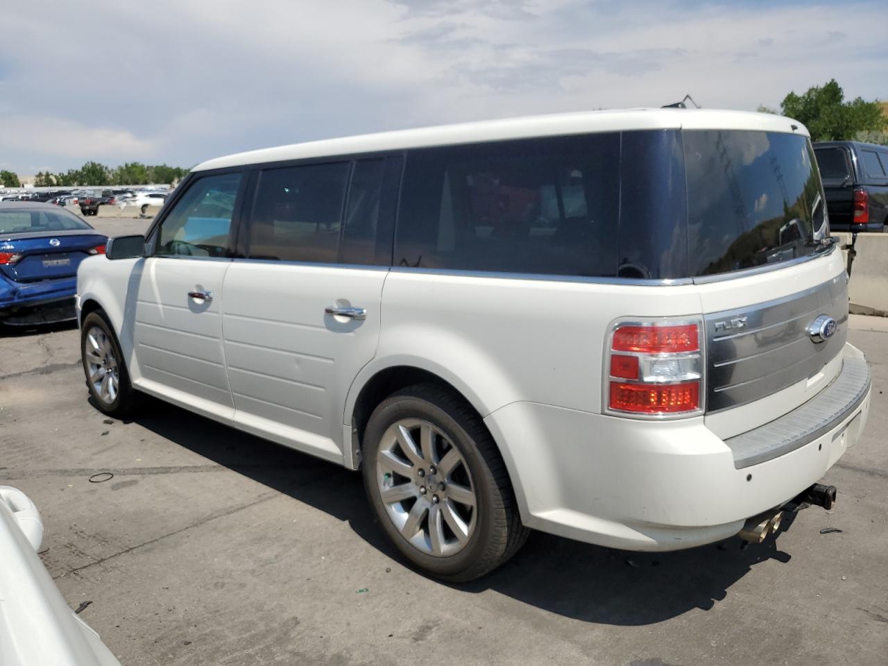 2011 Ford Flex Limited VIN: 2FMGK5DC8BBD01008 Lot: 64027594