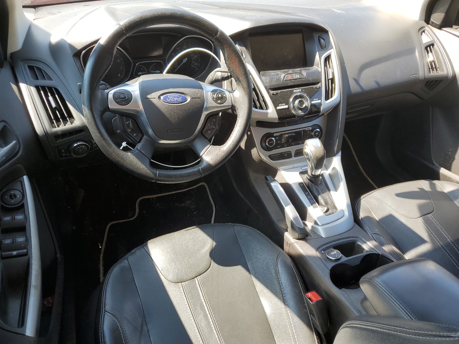 2013 Ford Focus Se vin: 1FADP3K27DL330029