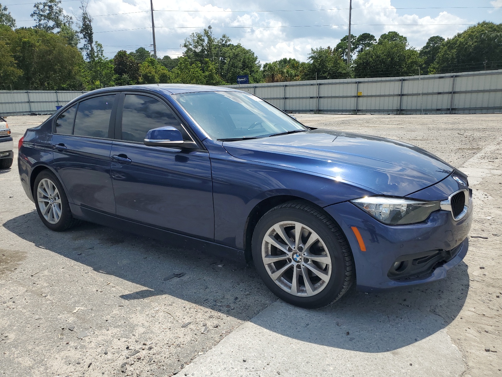 WBA8A9C54HK620052 2017 BMW 320 I