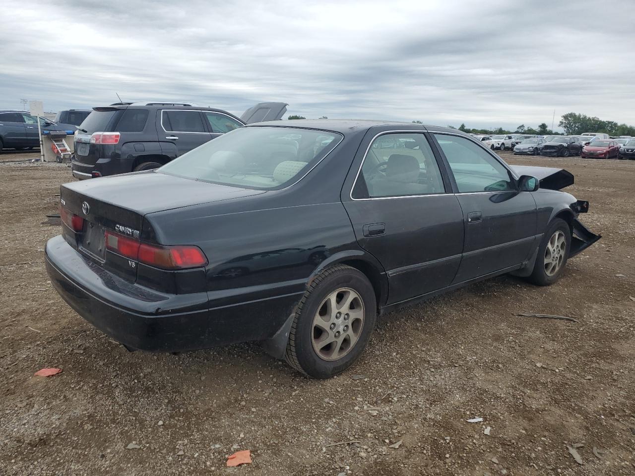 1999 Toyota Camry - Image 3