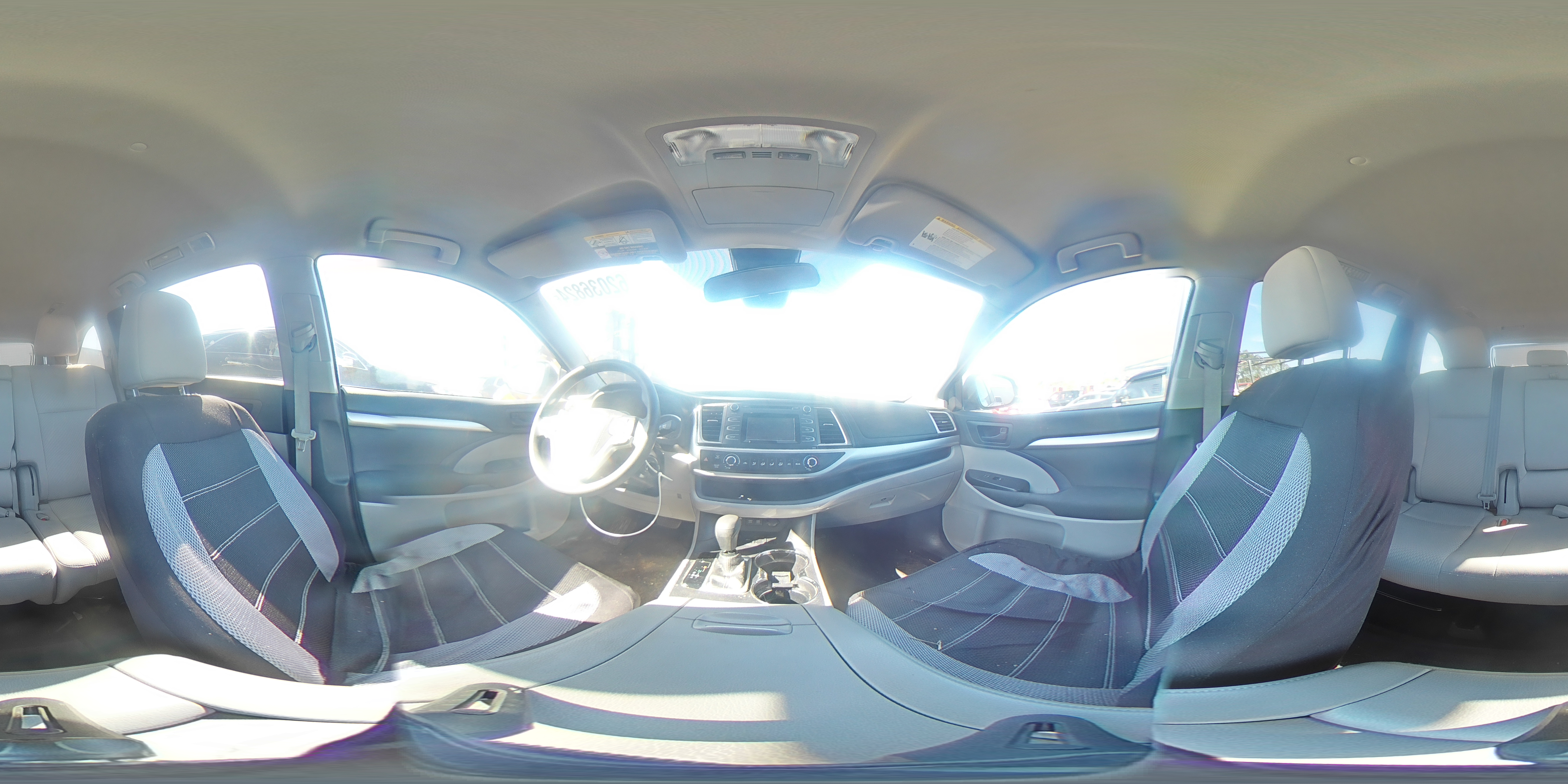 2017 Toyota Highlander Le VIN: 5TDZARFH0HS028217 Lot: 62036824