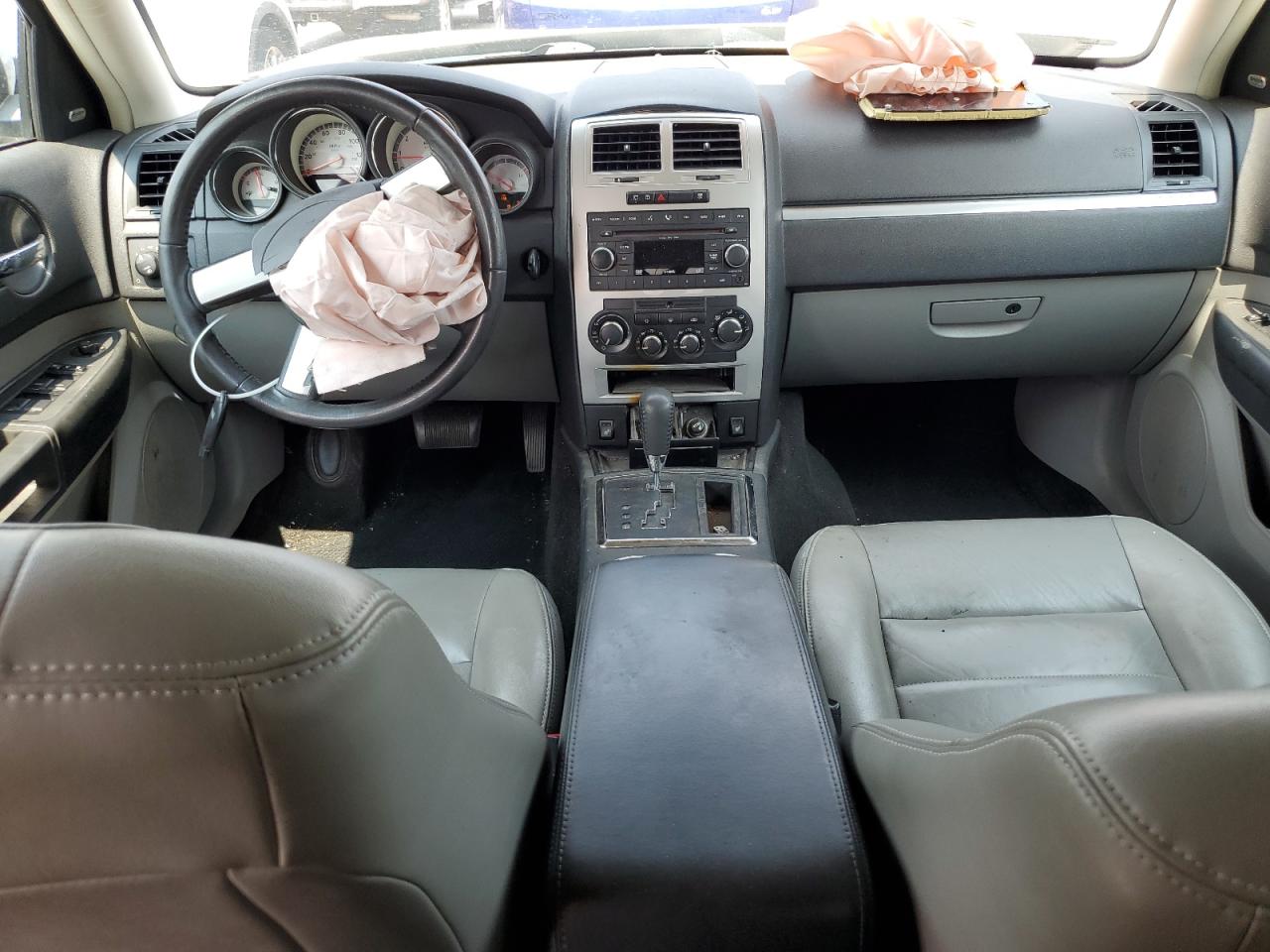 2008 Dodge Magnum Sxt VIN: 2D4GZ37V48H152154 Lot: 64692344