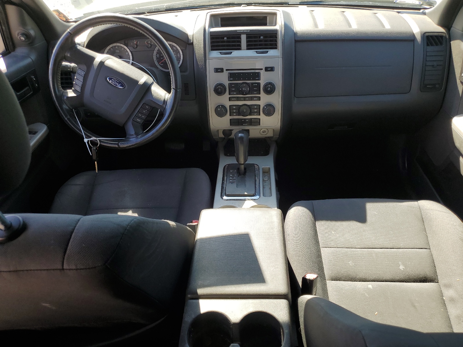 1FMCU9D7XBKB98831 2011 Ford Escape Xlt