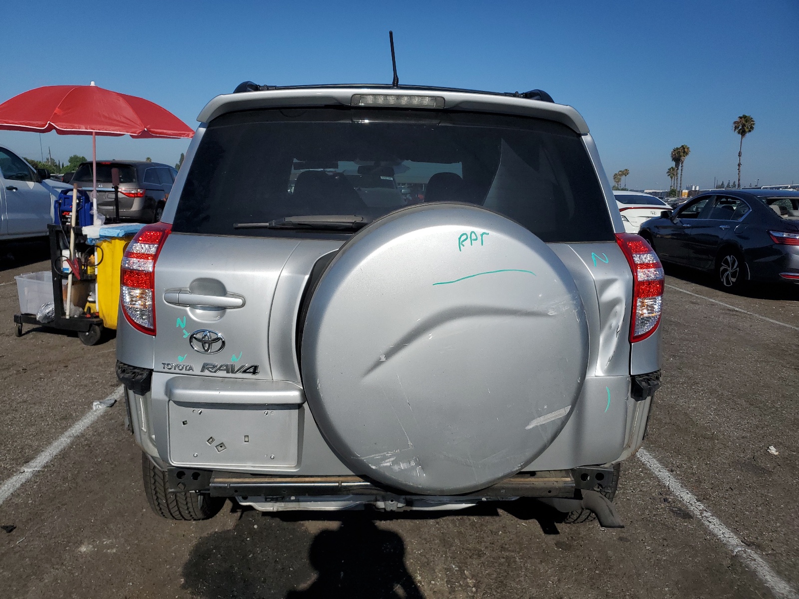 2T3ZF4DV5AW046875 2010 Toyota Rav4