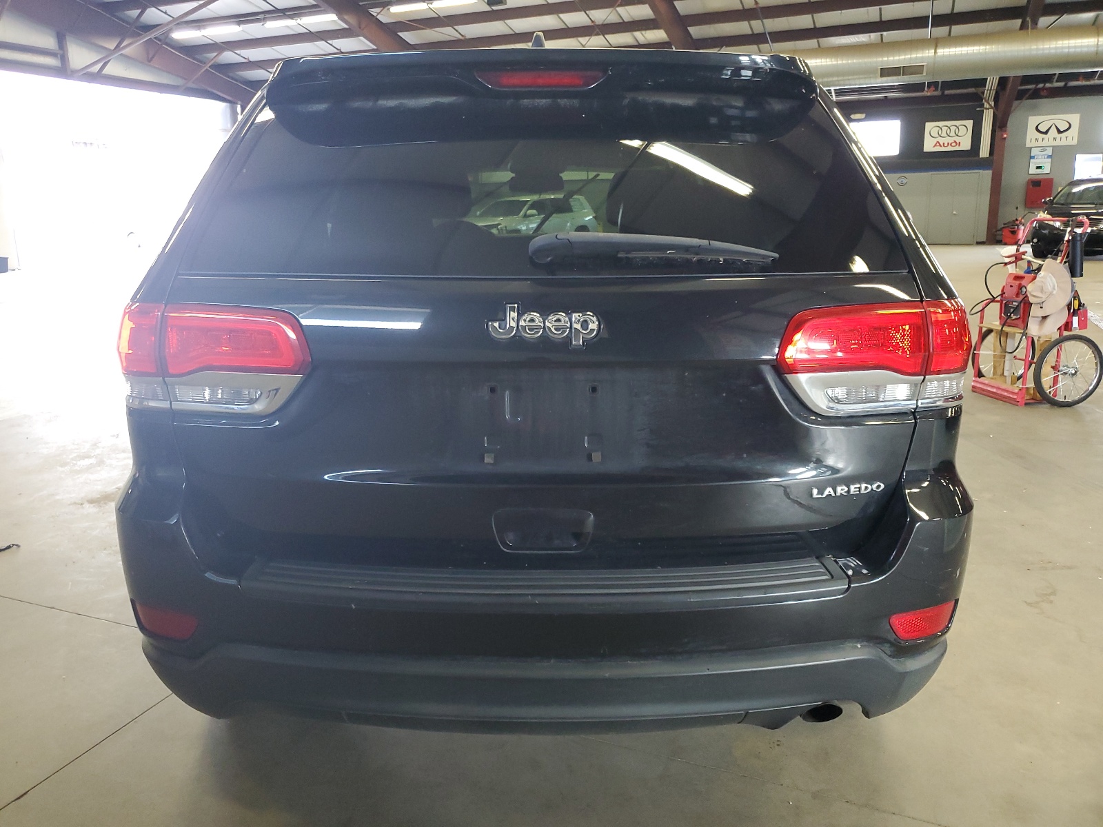 2014 Jeep Grand Cherokee Laredo vin: 1C4RJEAG4EC156979