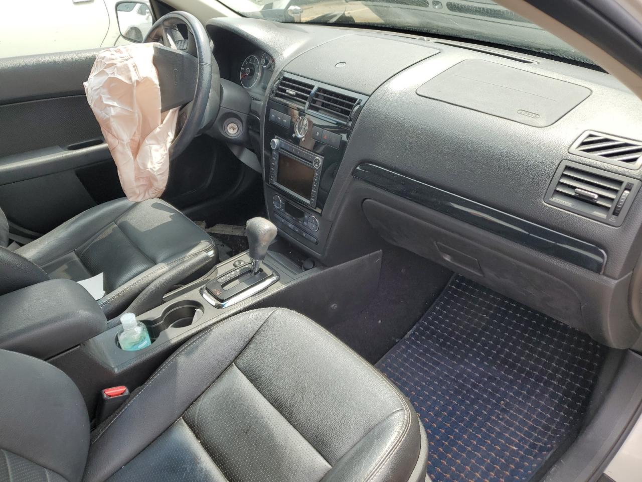 2009 Ford Fusion - Image 8