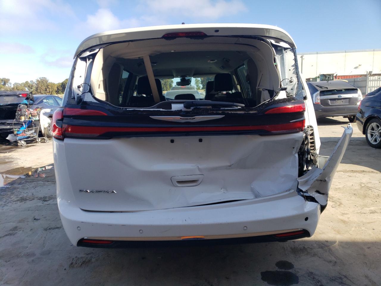 2023 Chrysler Pacifica Touring L VIN: 2C4RC1BGXPR515280 Lot: 63673584