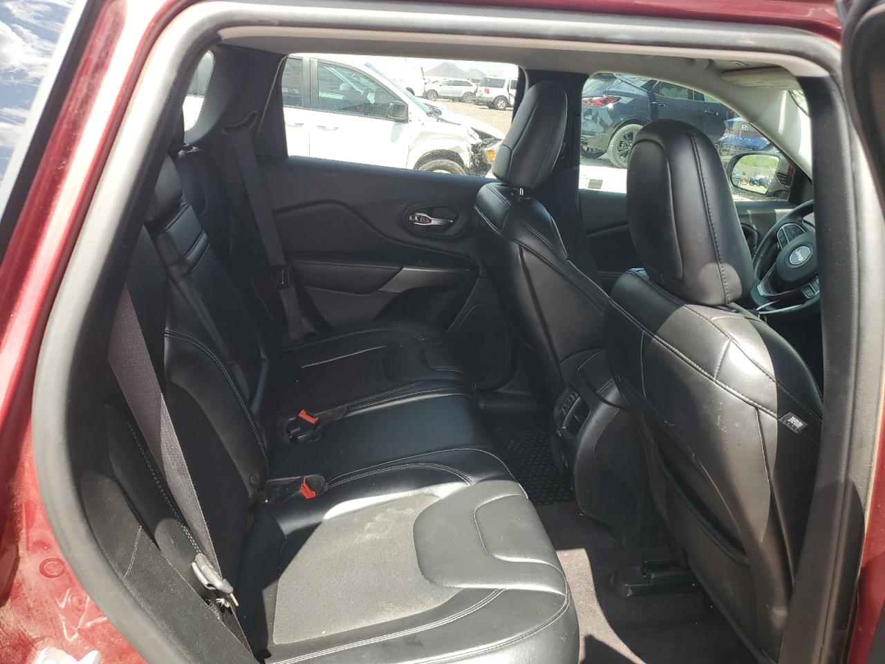 2019 Jeep Cherokee Latitude Plus VIN: 1C4PJLLN6KD226222 Lot: 62858304