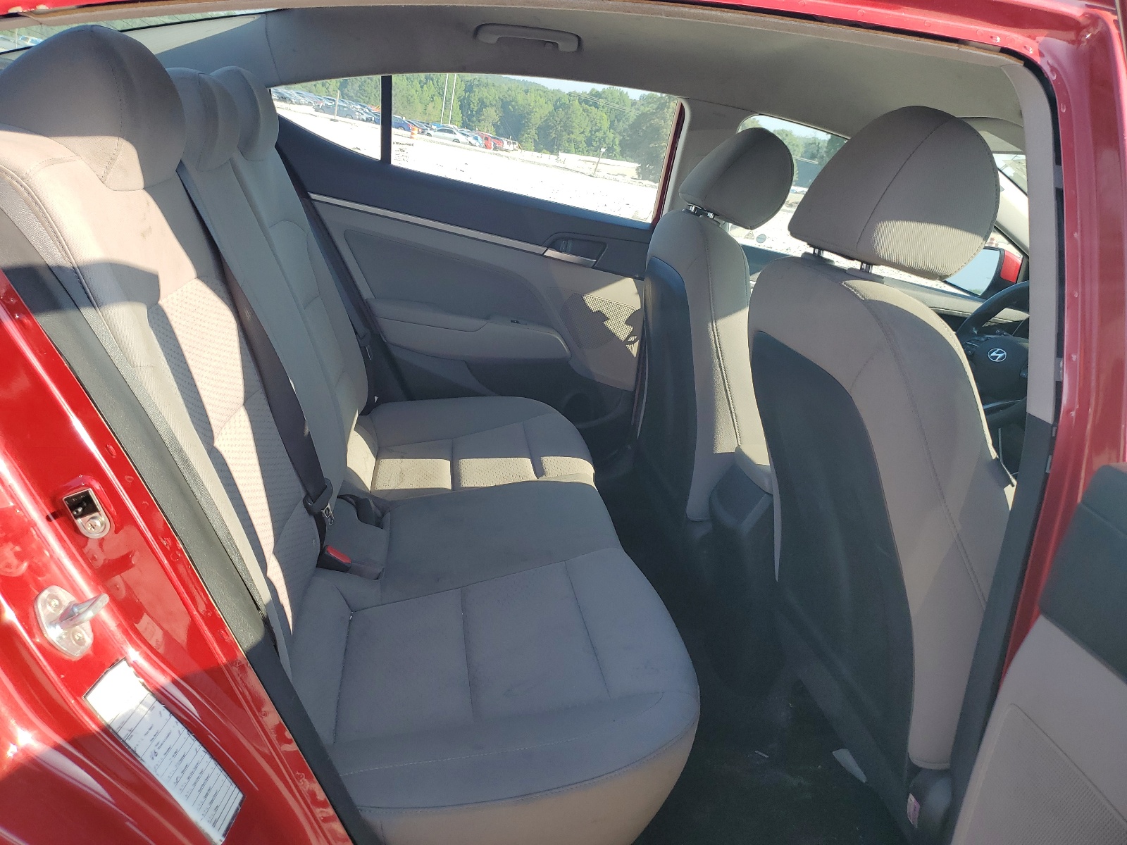 KMHD84LFXKU738056 2019 Hyundai Elantra Sel