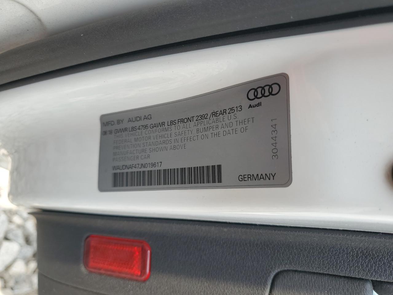 WAUDNAF47JN019617 2018 Audi A4 Premium