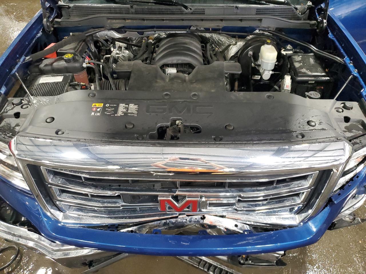 2015 GMC Sierra - Image 11