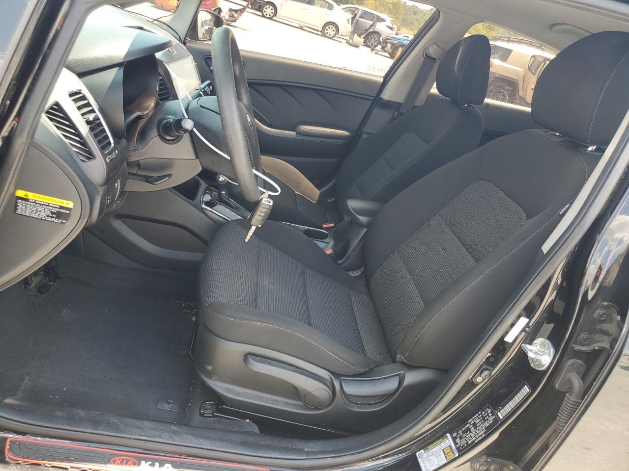 2017 Kia Forte Lx VIN: 3KPFK4A70HE080460 Lot: 62792584