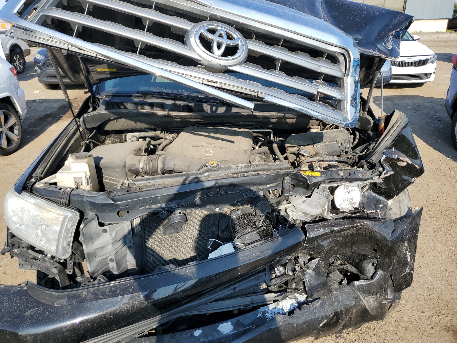 5TDDW5G12CS058558 2012 Toyota Sequoia Platinum