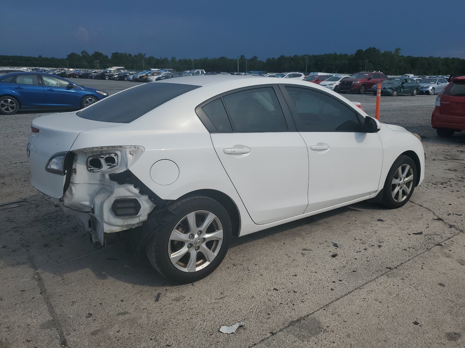 JM1BL1SF0A1334208 2010 Mazda 3 I