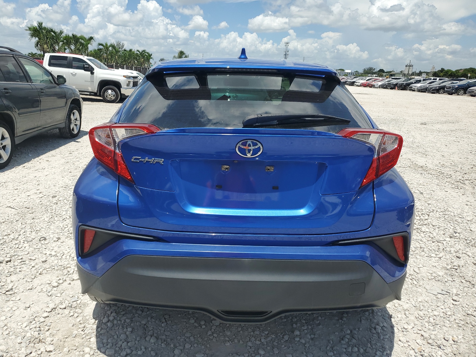 JTNKHMBX2K1023176 2019 Toyota C-Hr Xle