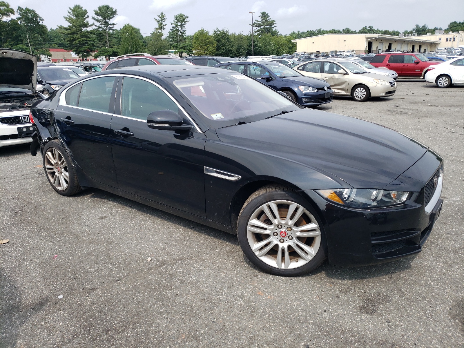 SAJAJ4FX3KCP51609 2019 Jaguar Xe Premium