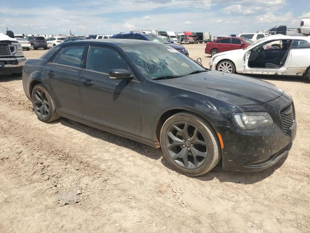  CHRYSLER 300 2022 Черный