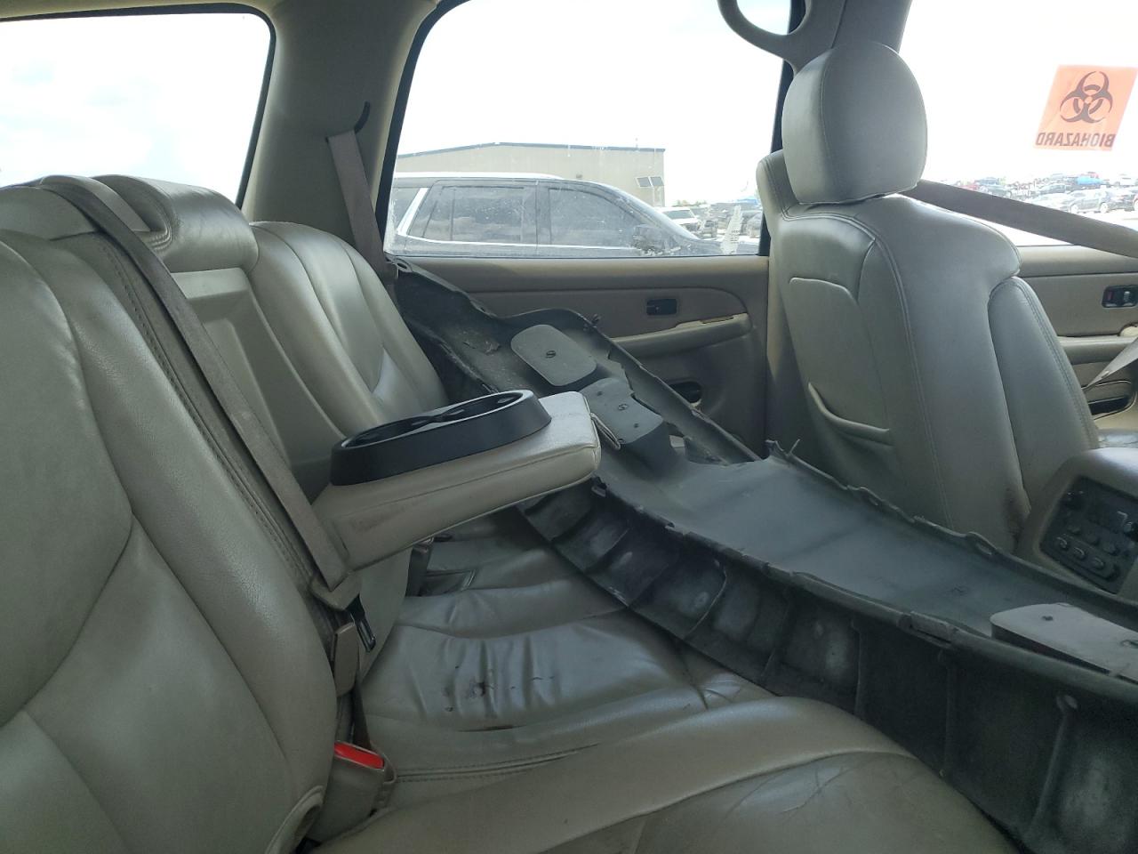 2005 Chevrolet Tahoe C1500 VIN: 1GNEC13T25R207637 Lot: 63678984