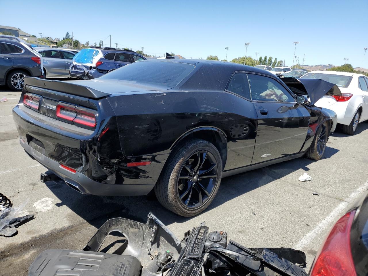 2017 Dodge Challenger Sxt VIN: 2C3CDZAGXHH665601 Lot: 63864124