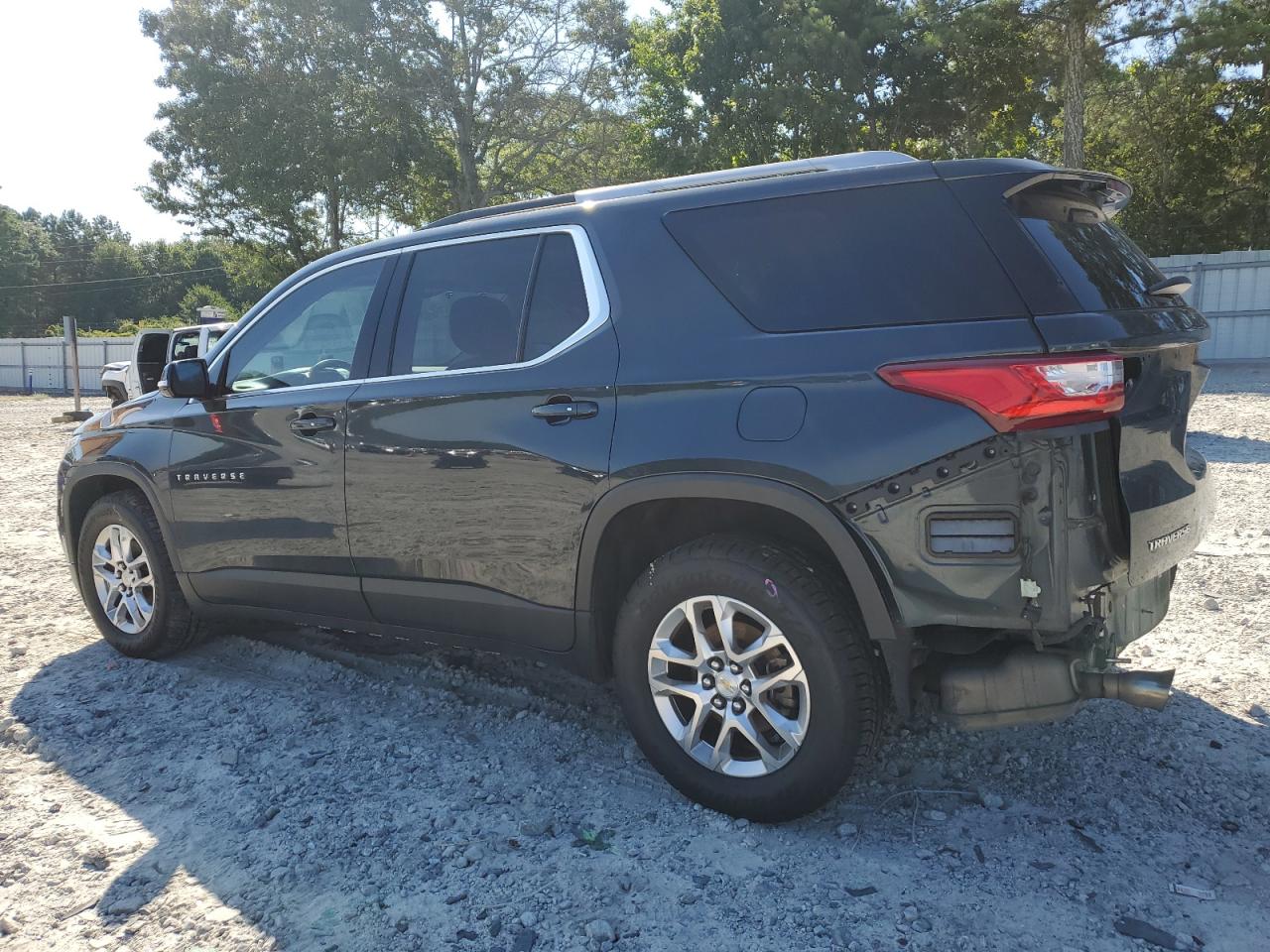 2018 Chevrolet Traverse - Image 2