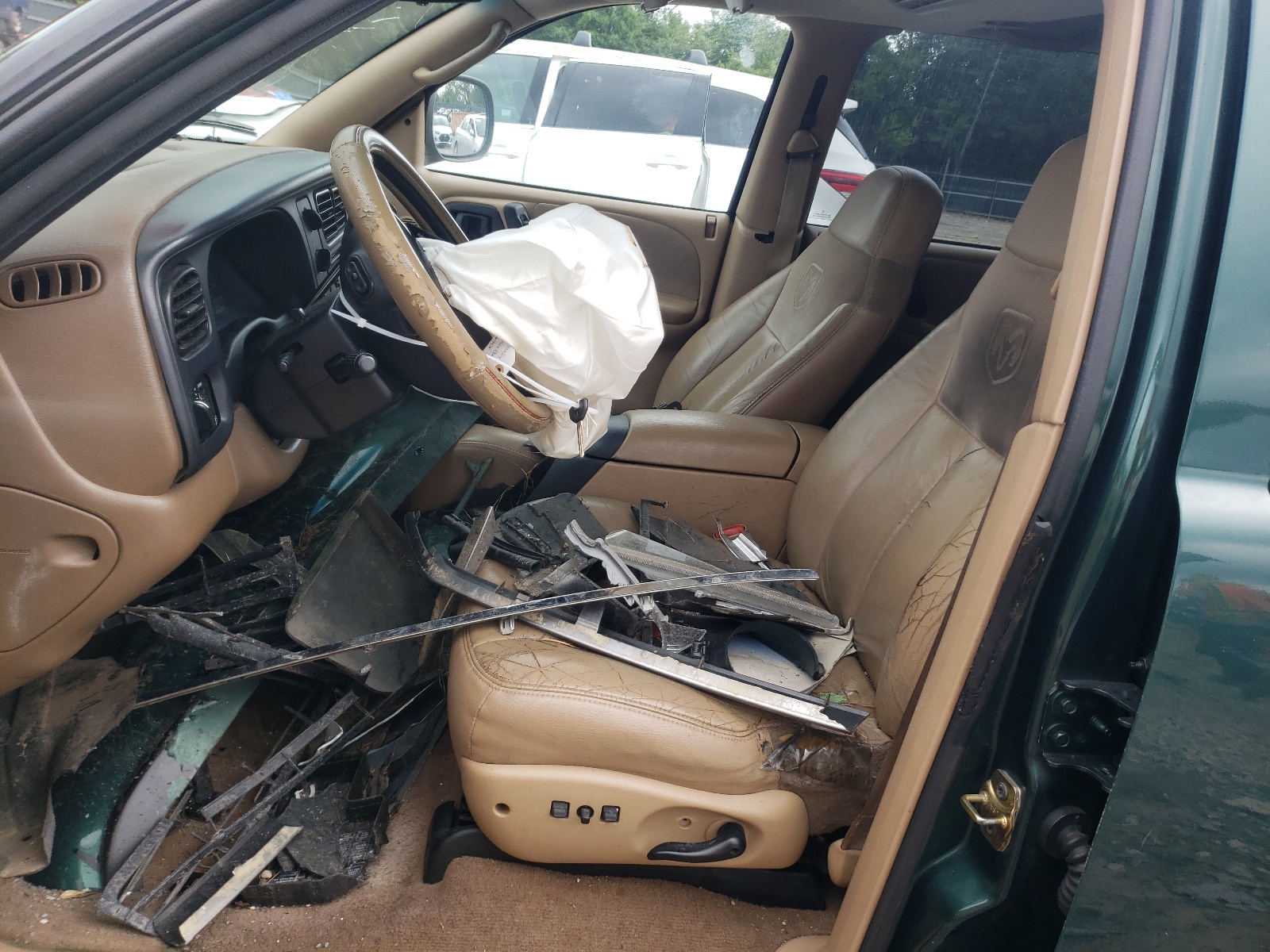 1B4HR28Y2XF639418 1999 Dodge Durango