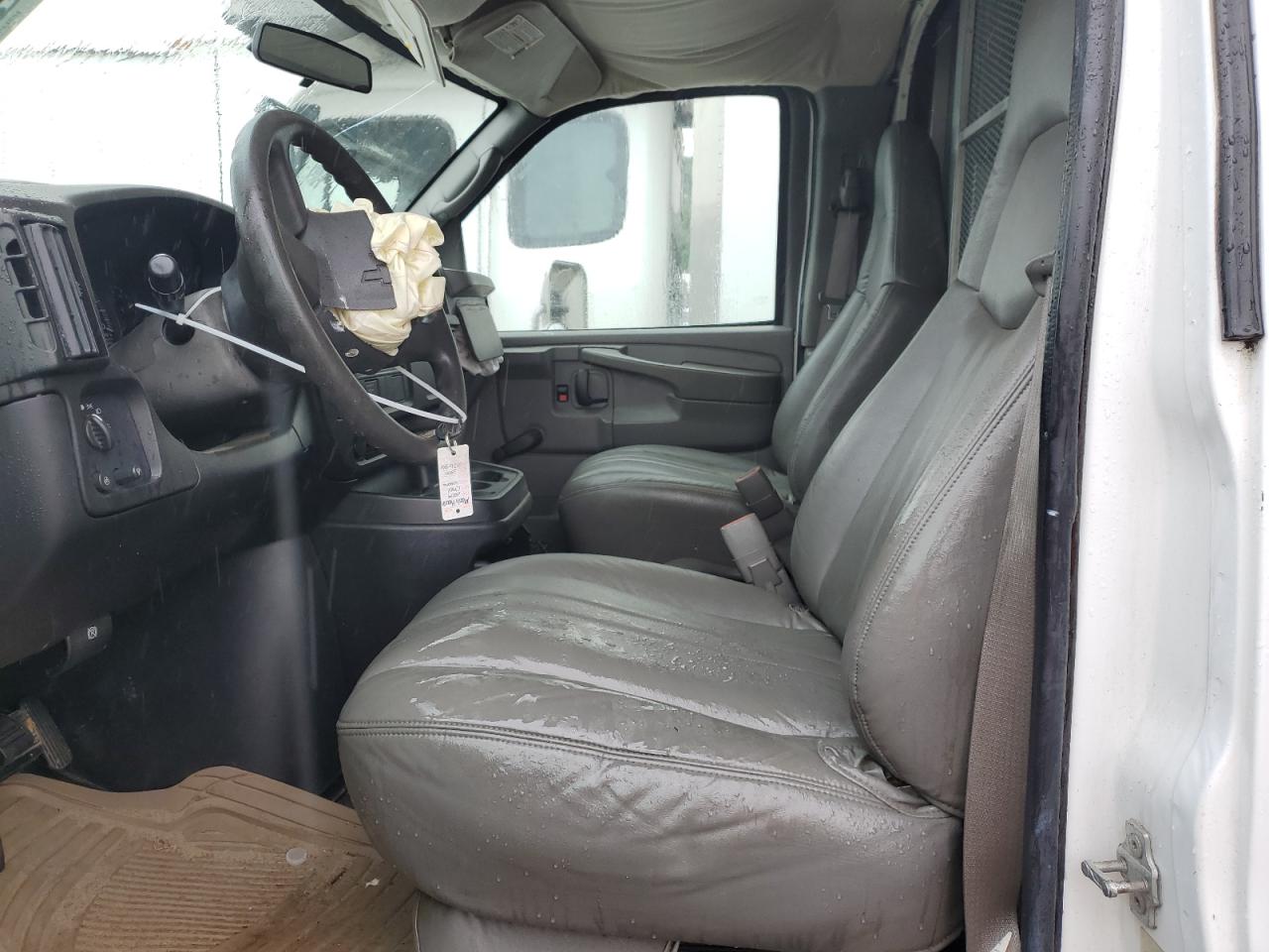 2004 Chevrolet Express G3500 VIN: 1GBHG31U041213696 Lot: 64669144