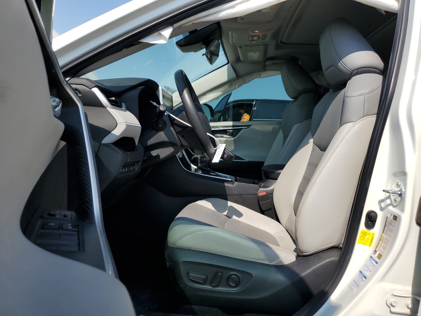 4T3D6RFV6MU064360 2021 Toyota Rav4 Limited