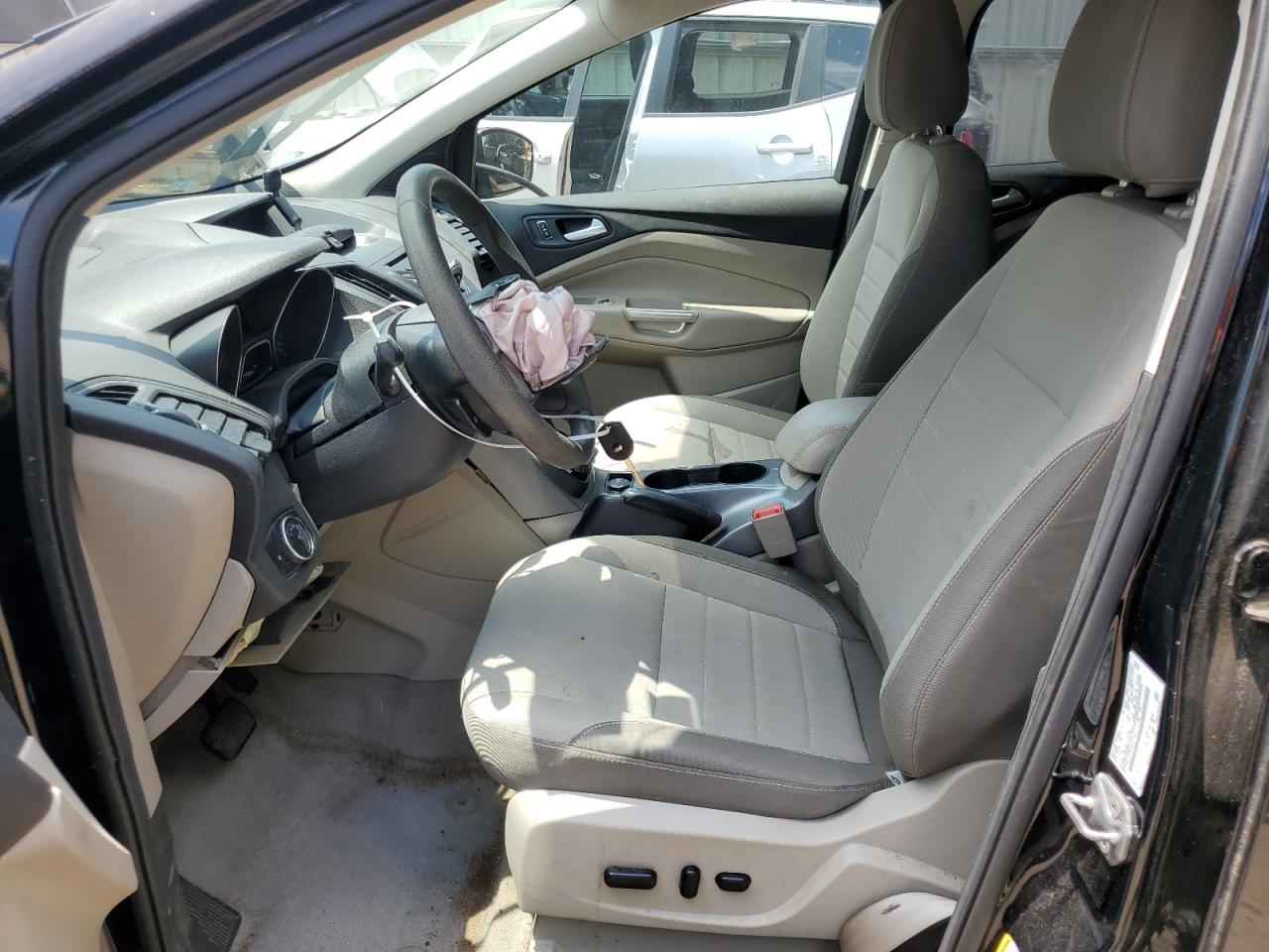 2016 Ford Escape Se VIN: 1FMCU0G79GUA17320 Lot: 63094094