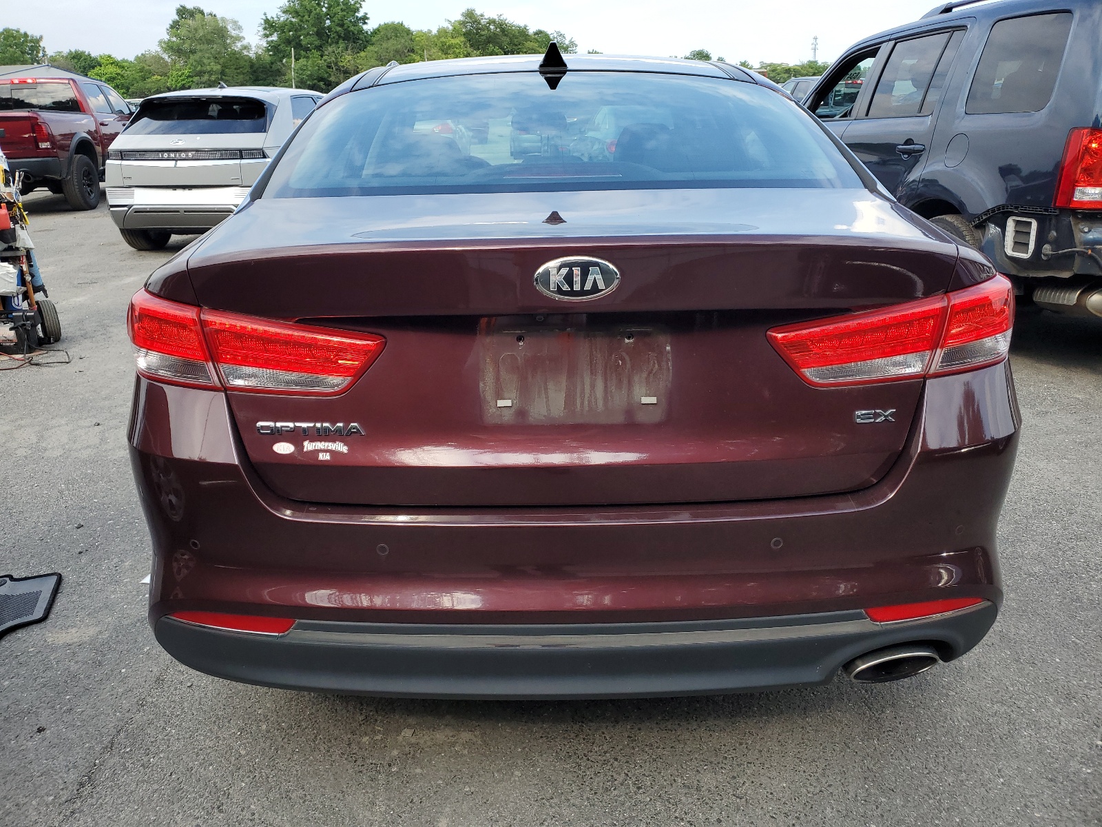 5XXGU4L33JG210107 2018 Kia Optima Ex